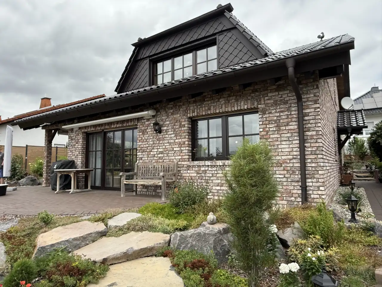 Einfamilienhaus mit Riemchen der Sorte Antik classic
