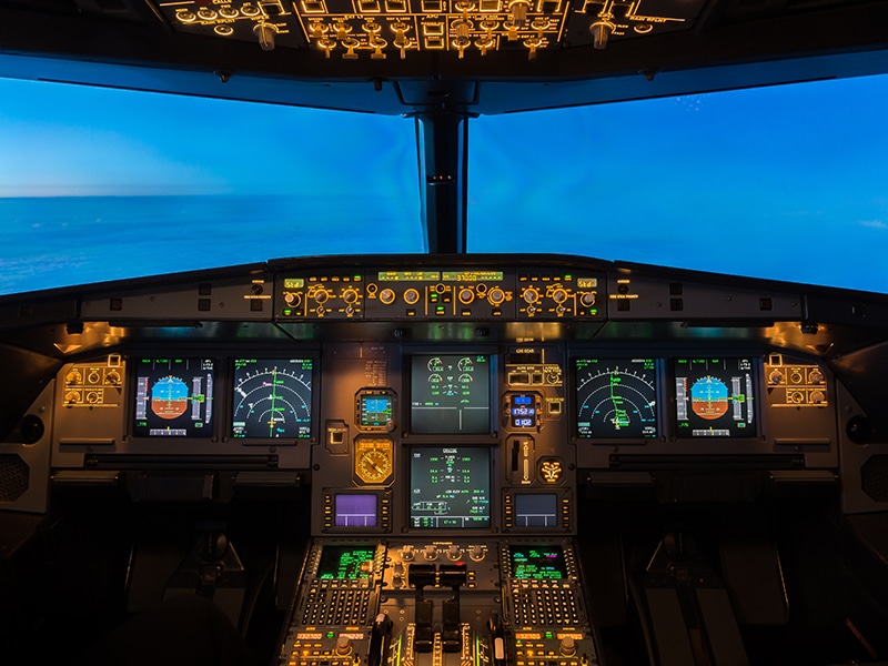 TFT-Display-ICs für Avionik-Cockpitdisplays