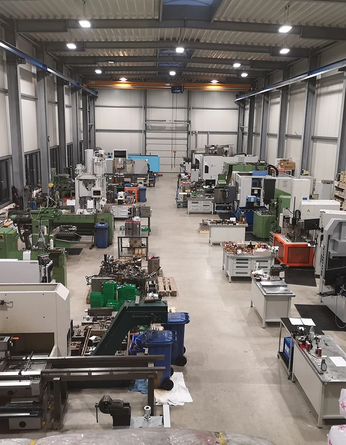 Maschinenpark im HMF-Werk