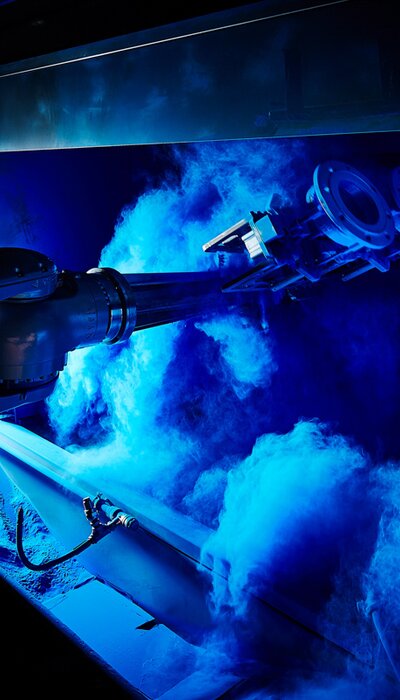 Roboter bei der Epoxid-Beschichtung der Hawle-Produkte