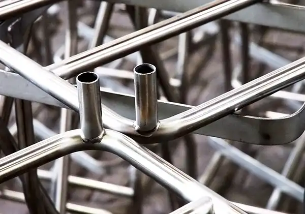 Edelstahl-/Aluminiumkonstruktion