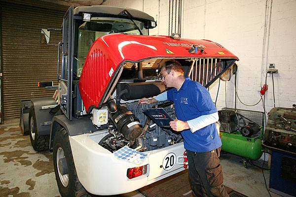 Workshop service van der Walle