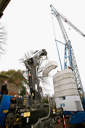 Crane assembly service
