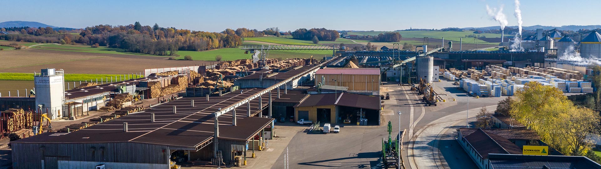 Luftaufnahme des Betriebsgeländes Hengersberg