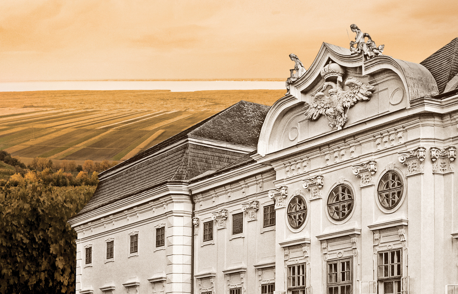 Schloss Halbturn Hintergrund
