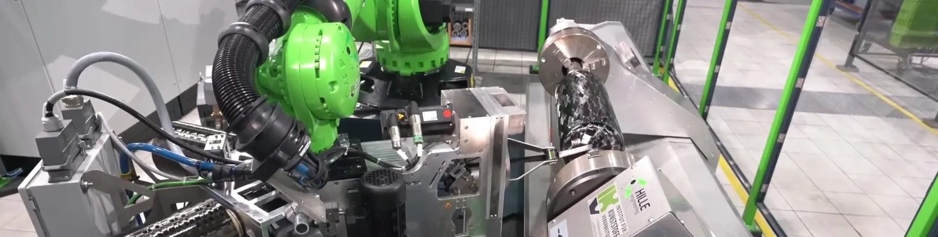 Roboter-Wickelanlage im Sondermaschinenbau