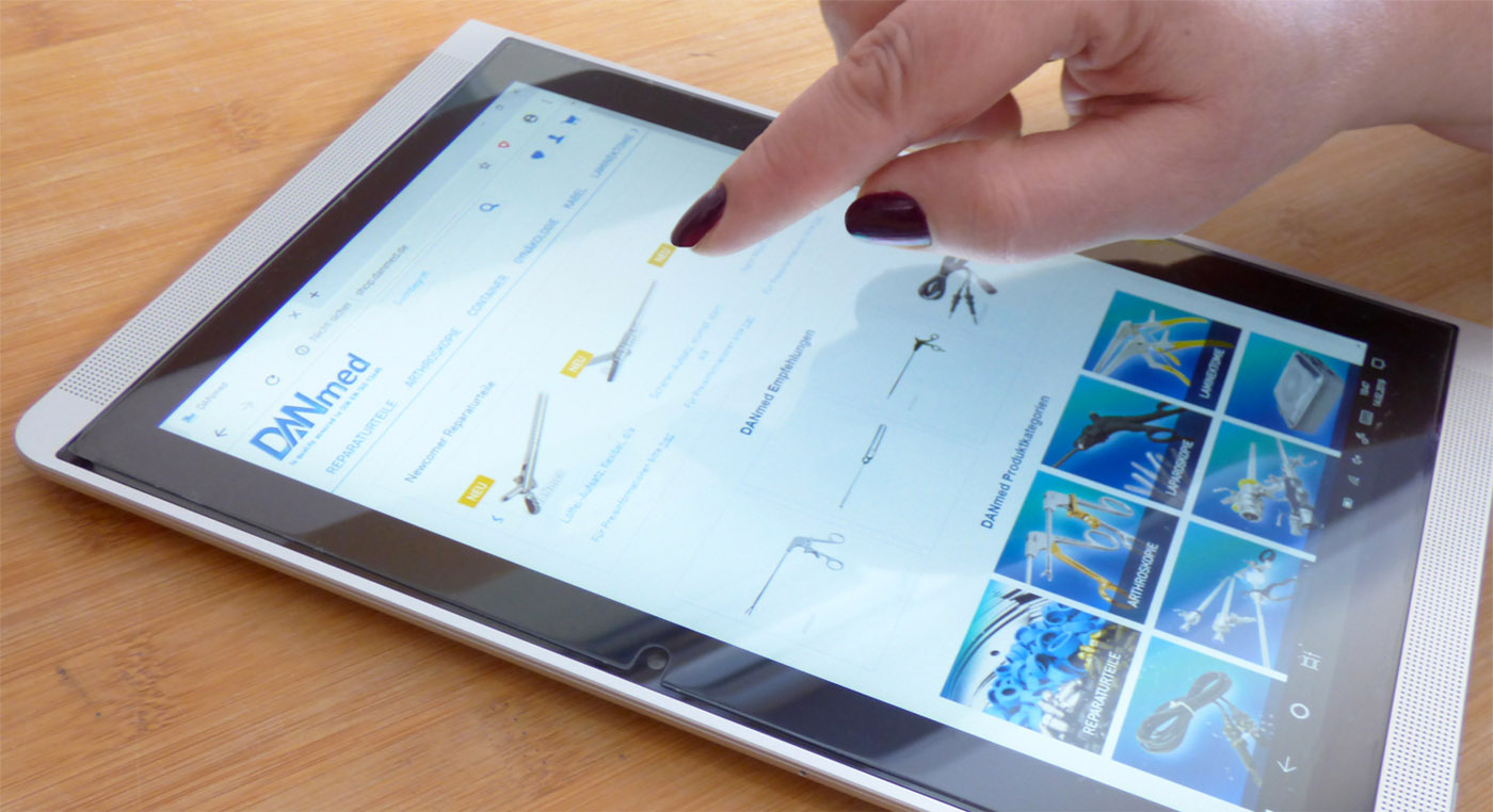 Webshop – Reparaturteile-Tablett