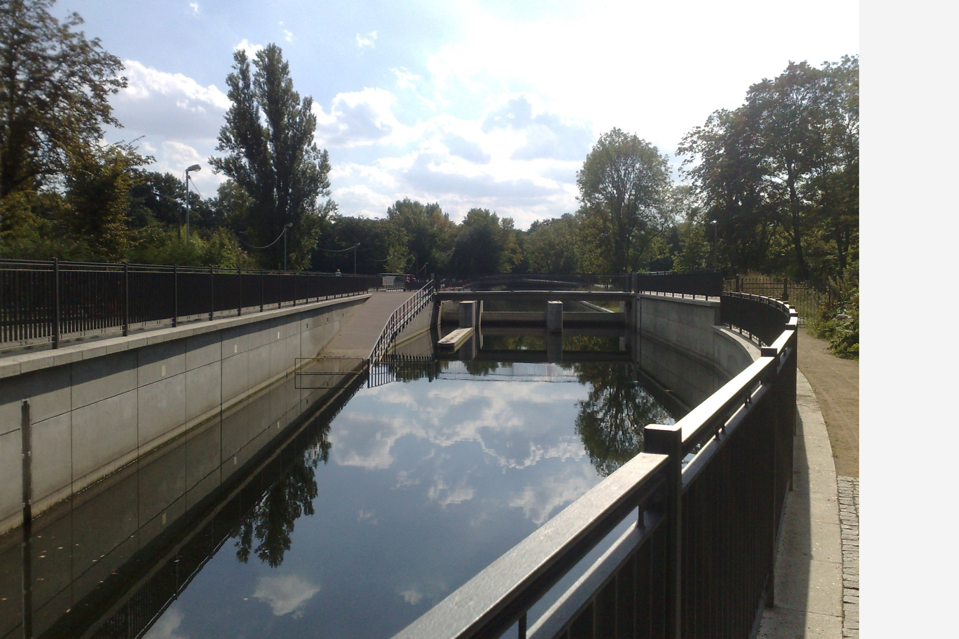 Stadthafen Leipzig – hafenaffine Nutzungen
