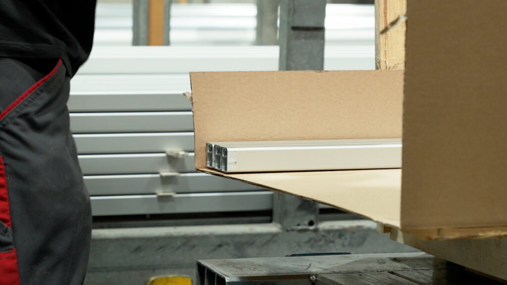 Assembly of components and units