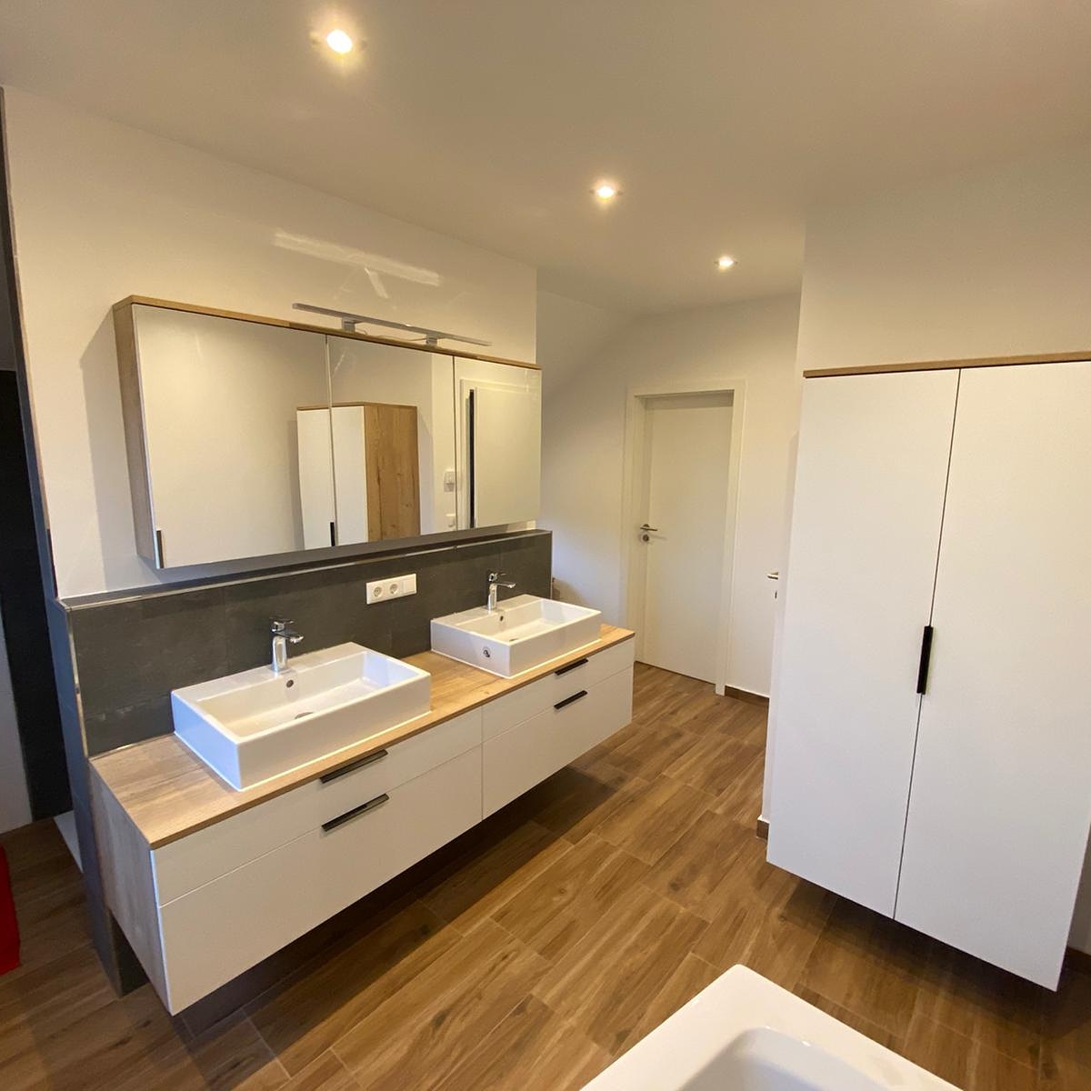 Bathroom fittings