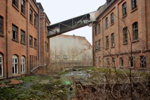 Untersuchung leerstehender Industriehallen