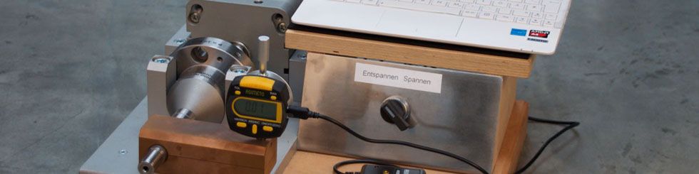 HC 8000 Spannkraftprüfer