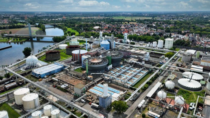 Industrielle Abwasserreinigungsanlage (ARA)