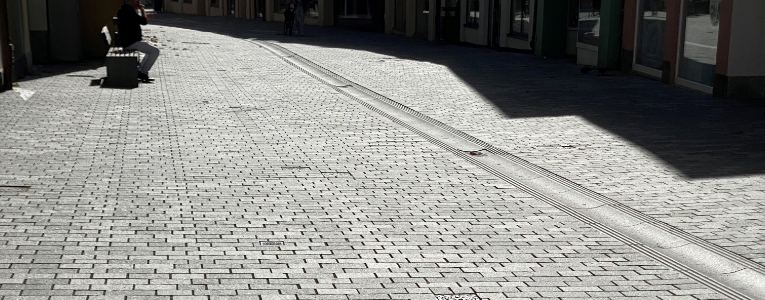 Historische Kopfsteinpflasterstraße