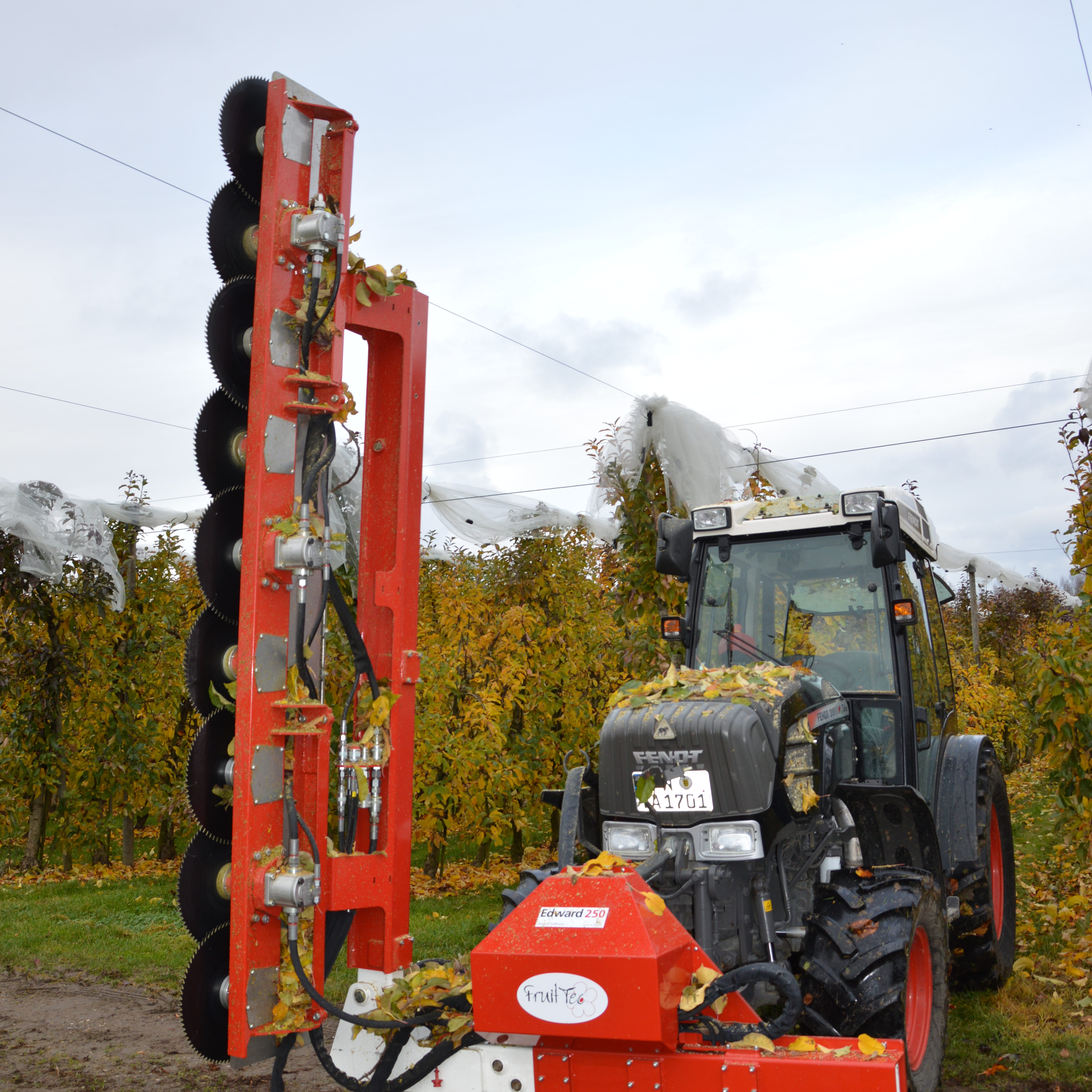 Erntemaschine im Feld