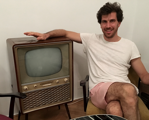 Restaurierter Röhrenfernseher Minerva