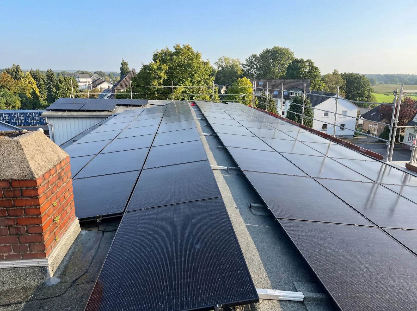 Photovoltaik auf Gewerbehalle