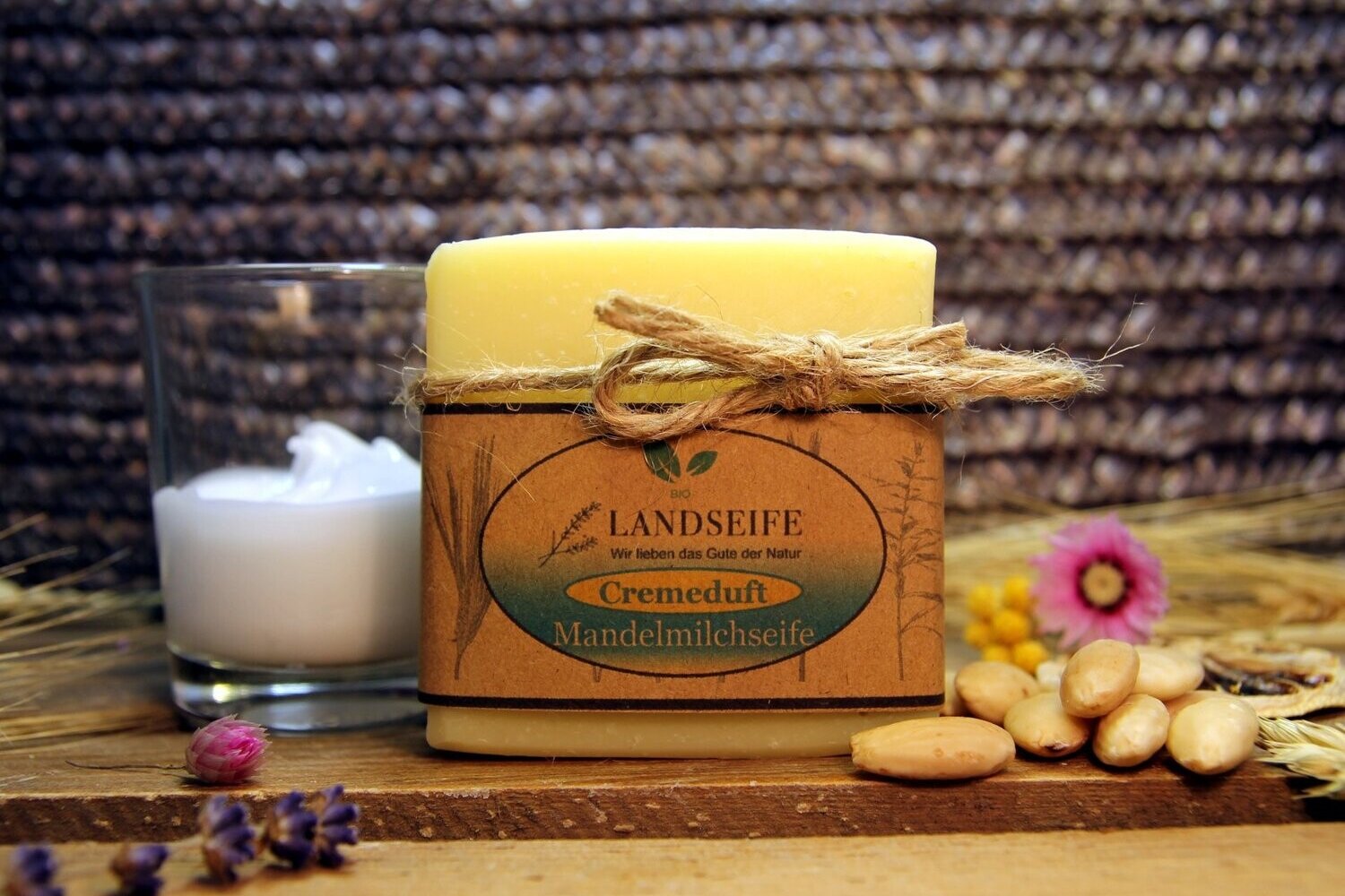 Bio Mandelseife Cremeduft
