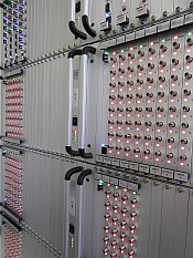 Optische Matrix-Schalter und Konverter
