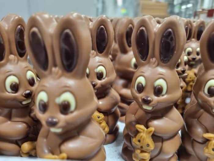 Hohlfiguren (dekoriert und undekoriert)