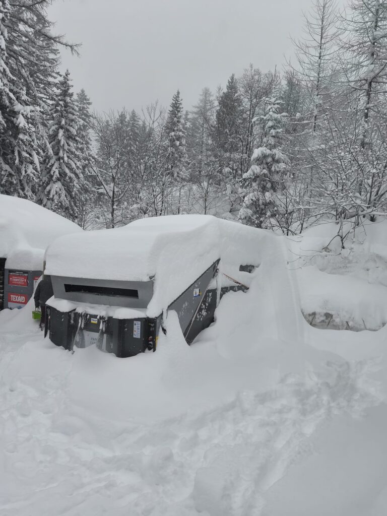 Kompaktor im Wintereinsatz