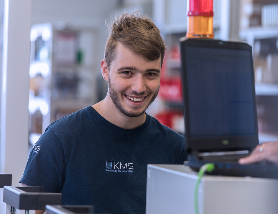 Mitarbeiter von KMS Automation