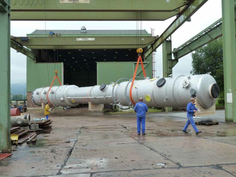 Desokolonne (ø 3,5 m, ca. 26 m, ca. 30 t)