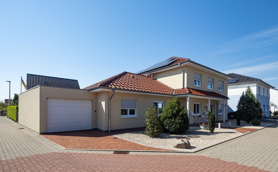 Privatgarten Neustadt mit Gartenpflaster