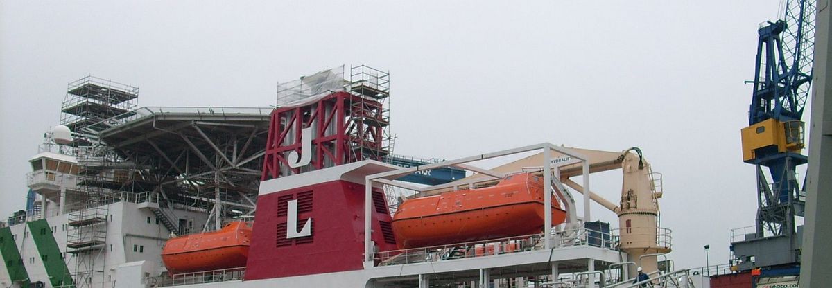 Deck Crane