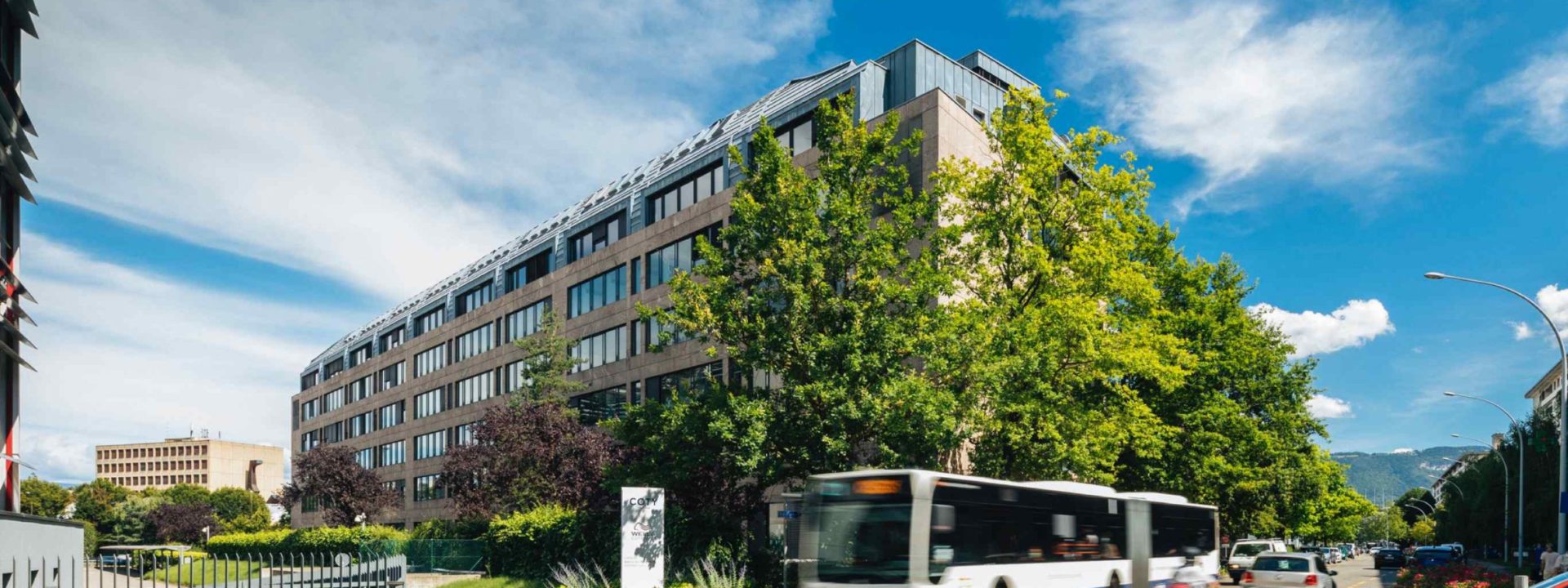 Diplôme Employé-e de Commerce (1 Jahr)