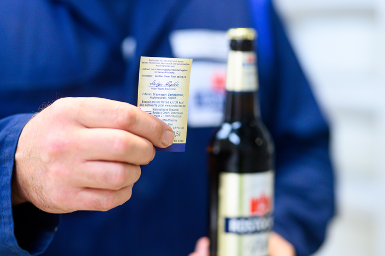 Etikettierung und Verpackung