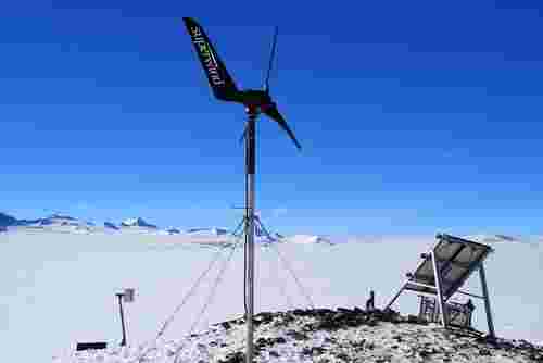 Windgenerator SW 353 auf arktischer Messstation