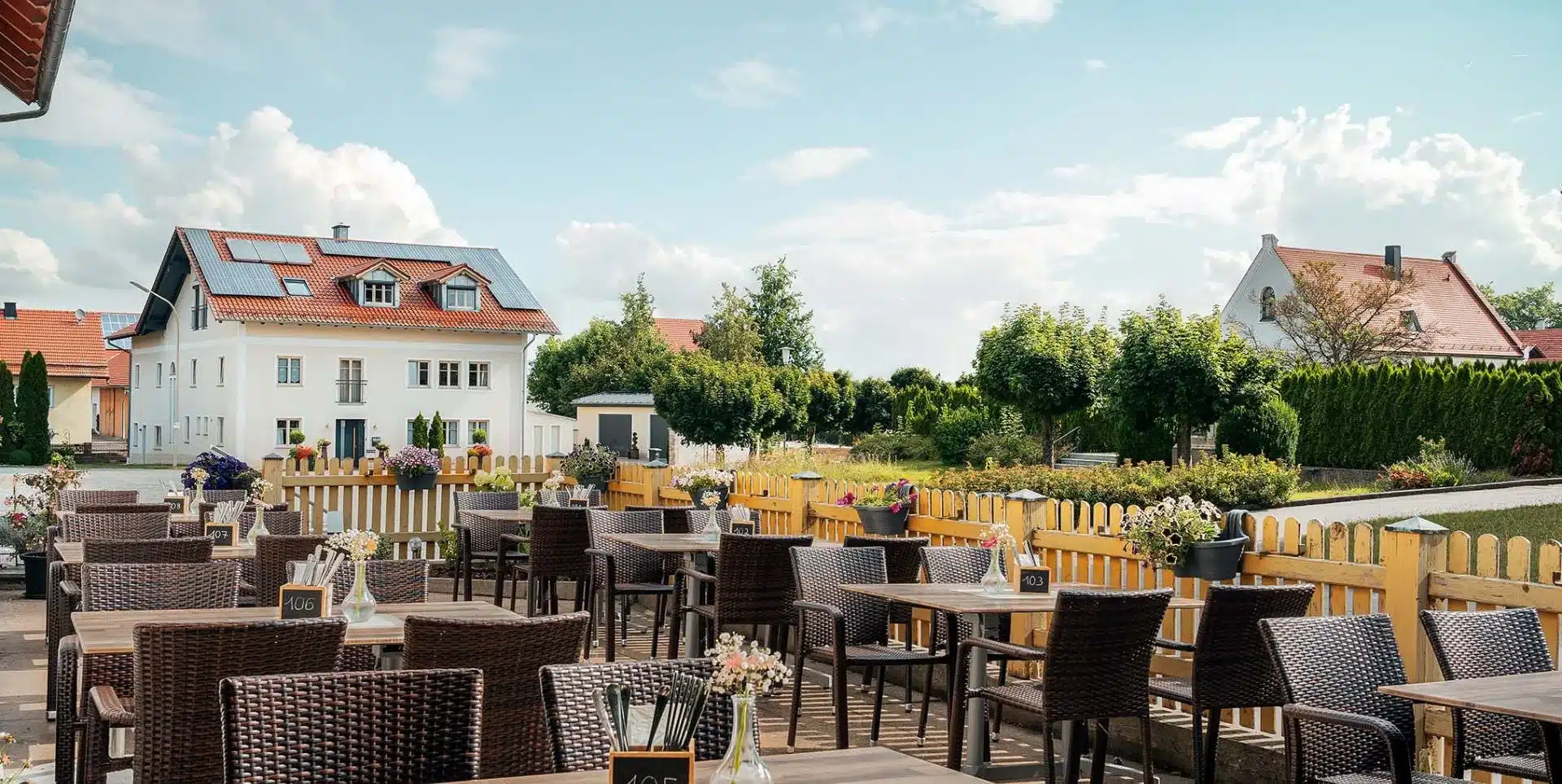 Biergartenmöbel (Kirchawirt Buchhofen)