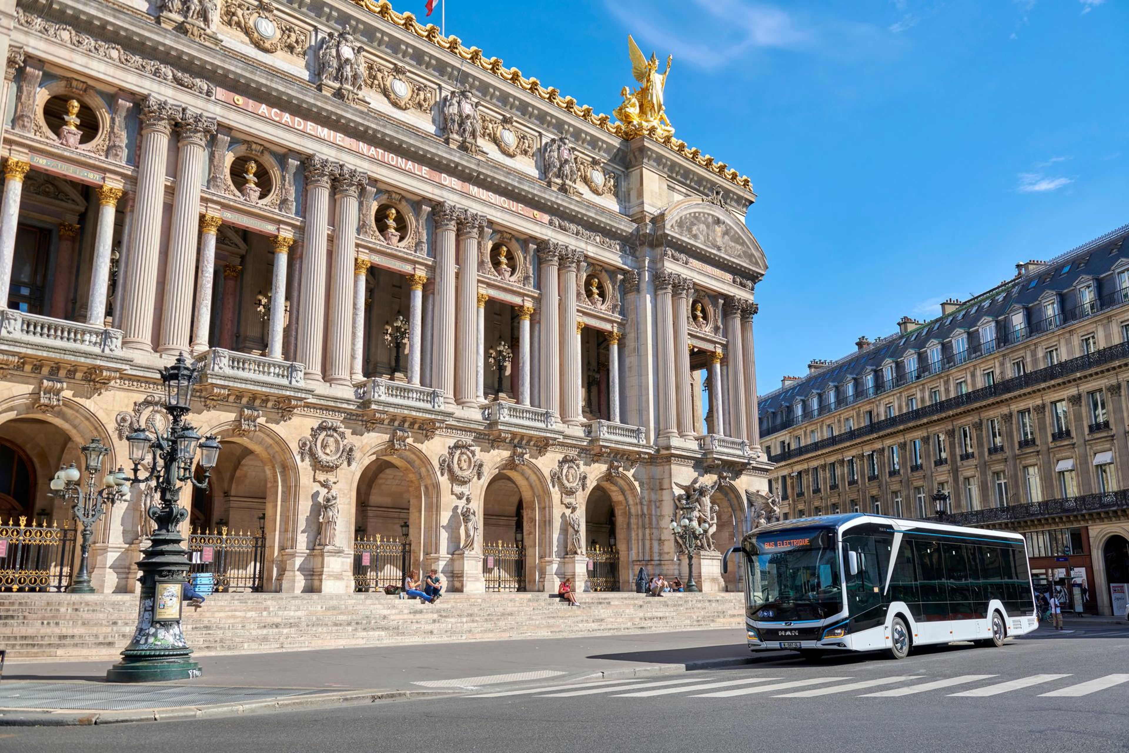 Elektrischer MAN Lion's City E in Paris