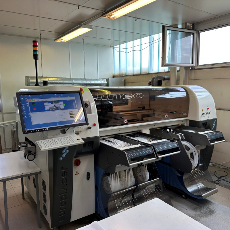 iineo SMT-Bestückungsmaschine (Europlacer)