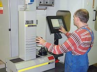 Voreinstellgerät für Werkzeuge