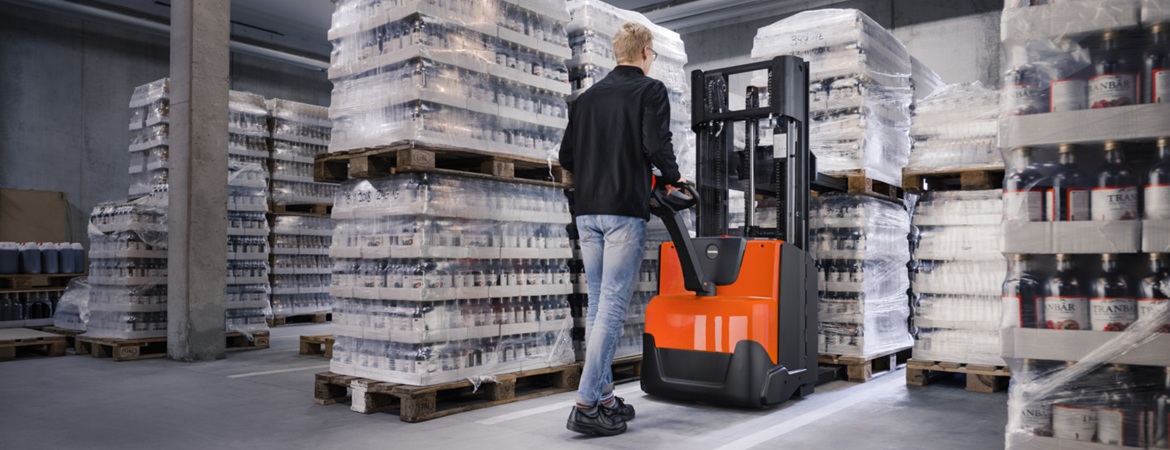 Toyota BT Stacker