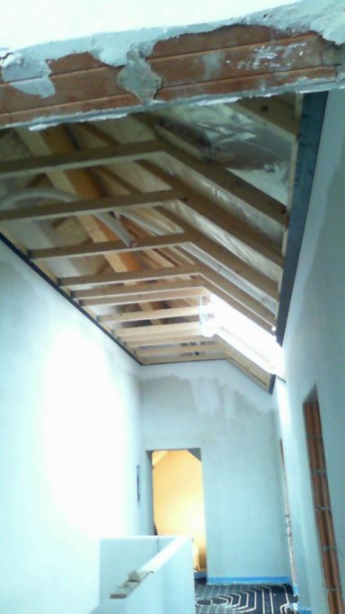 Freischwingende Treppe