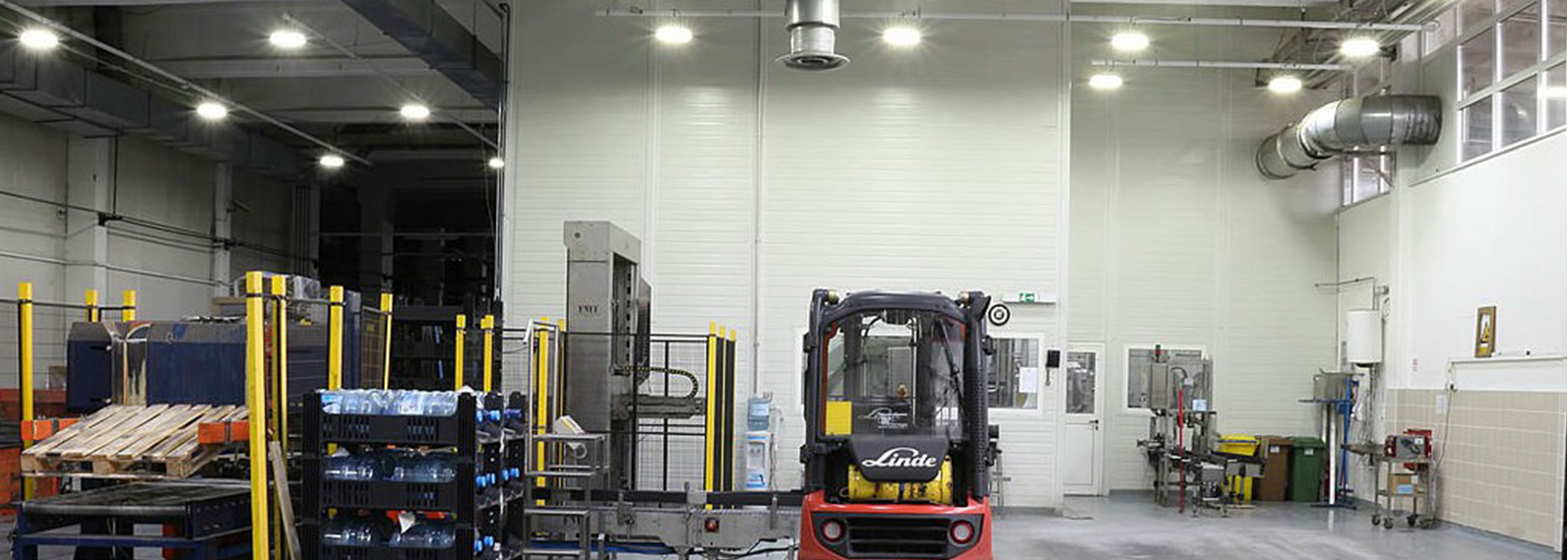 Hallenbeleuchtung Warenausgang