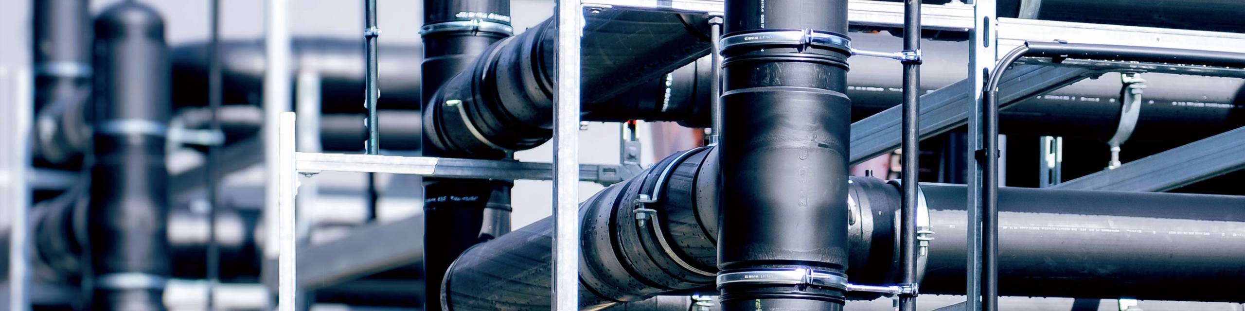 FRANK-Rohrsysteme für Flüssigkeiten und Gase