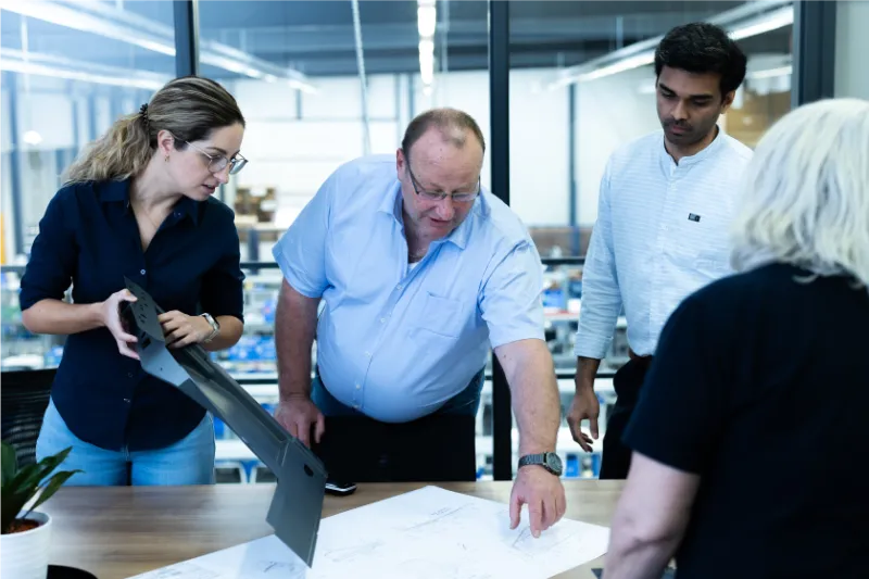 ZIM-Team in der Konstruktion