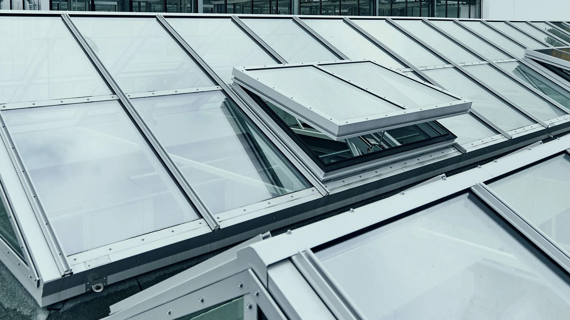 Pfosten-Riegel-Glasdachsystem Glasline