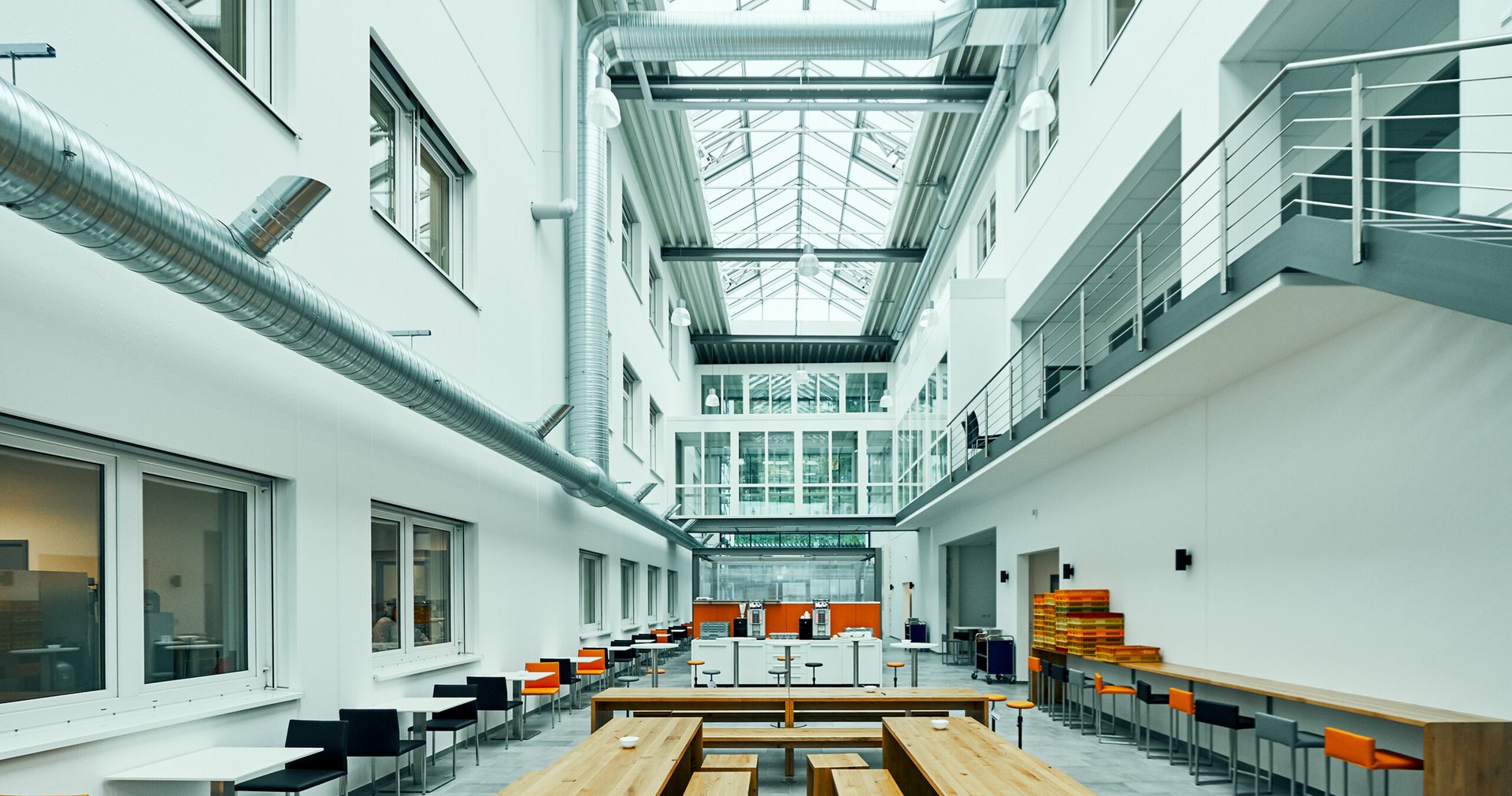 Eurofins, Niefern-Öschelbronn – Glasdach Atrium