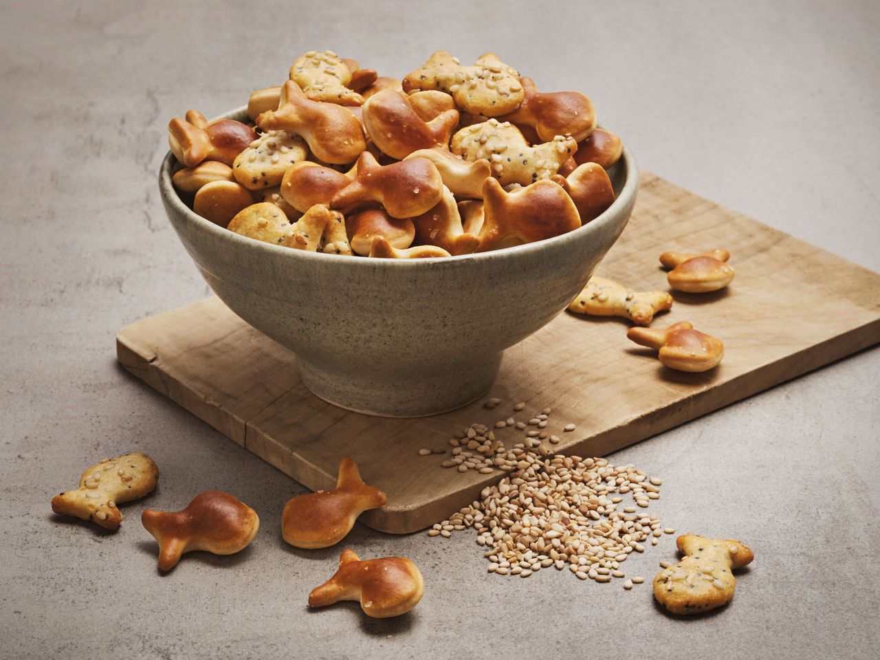 Goldfischli gesalzen mit Sesam