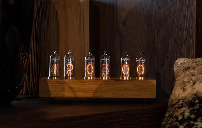 Nixie-Röhrenuhr