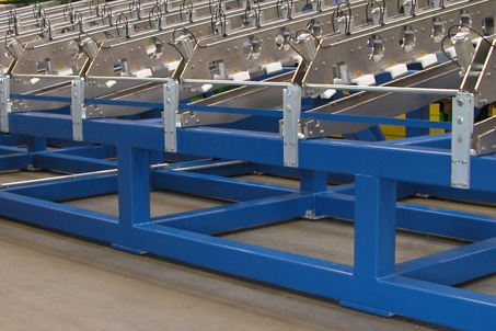Schweißvorrichtung für die Schiebewand eines Güterwaggons (Aluminium, ca. 11 m)