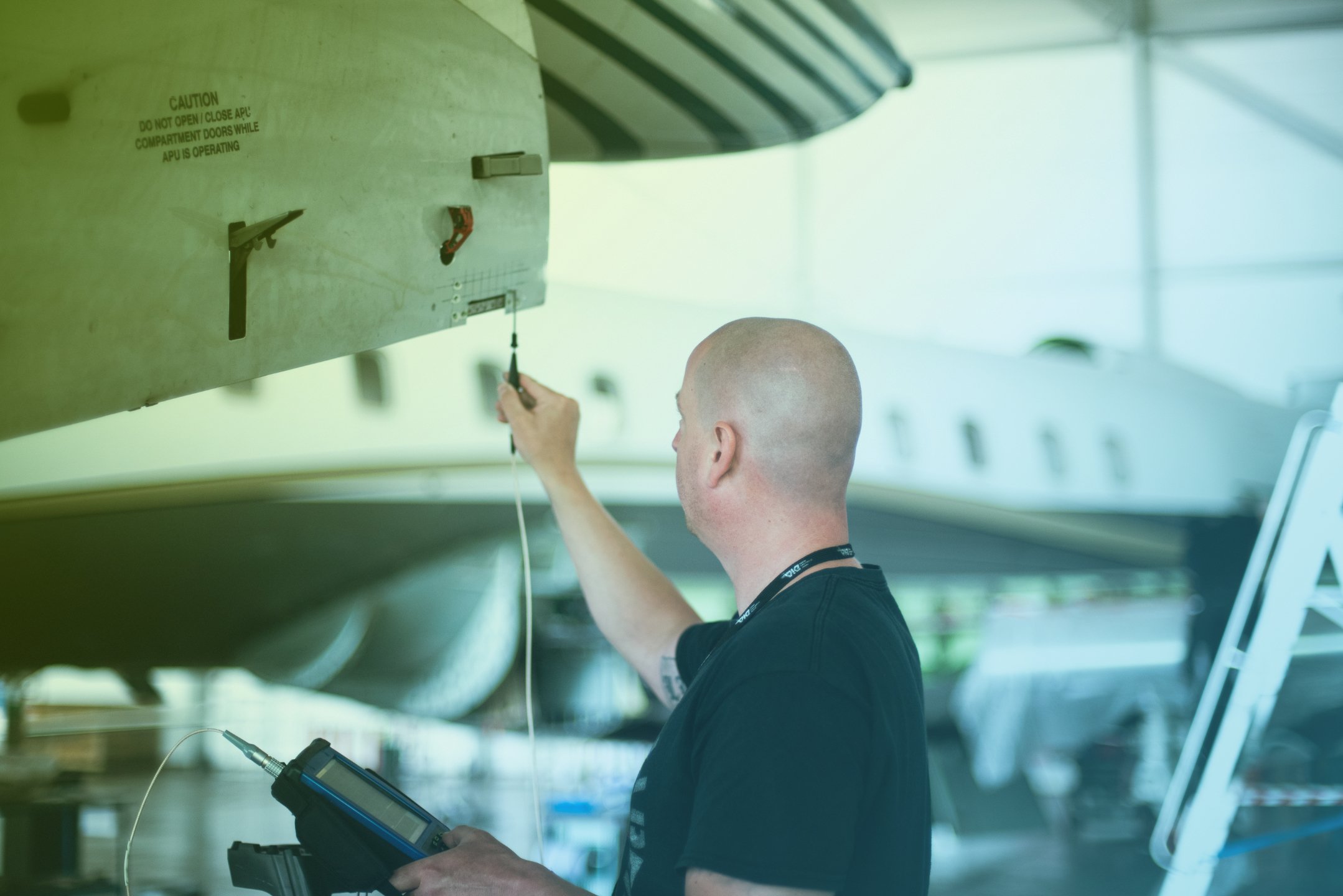 NDT-Prüfung an Flugzeugstruktur