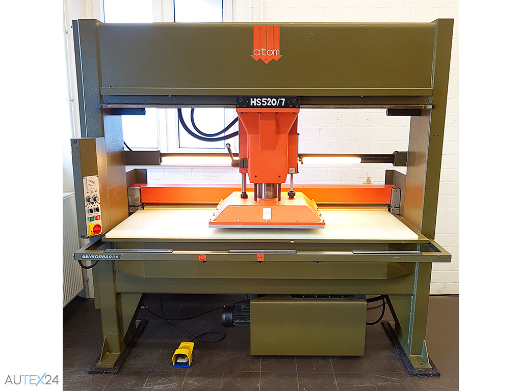 Atom HS 520/7 Karrenbalkenstanzmaschine