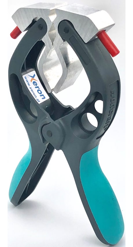 Kelvin clamp