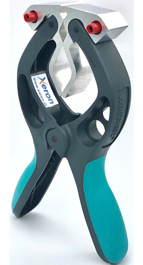 Kelvin clamp